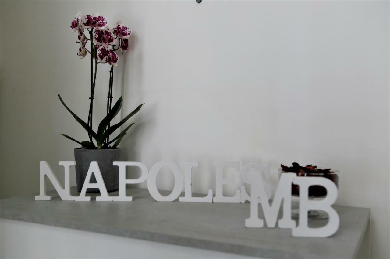 Апартаменты Mb Napoles Intera Casa Экстерьер фото